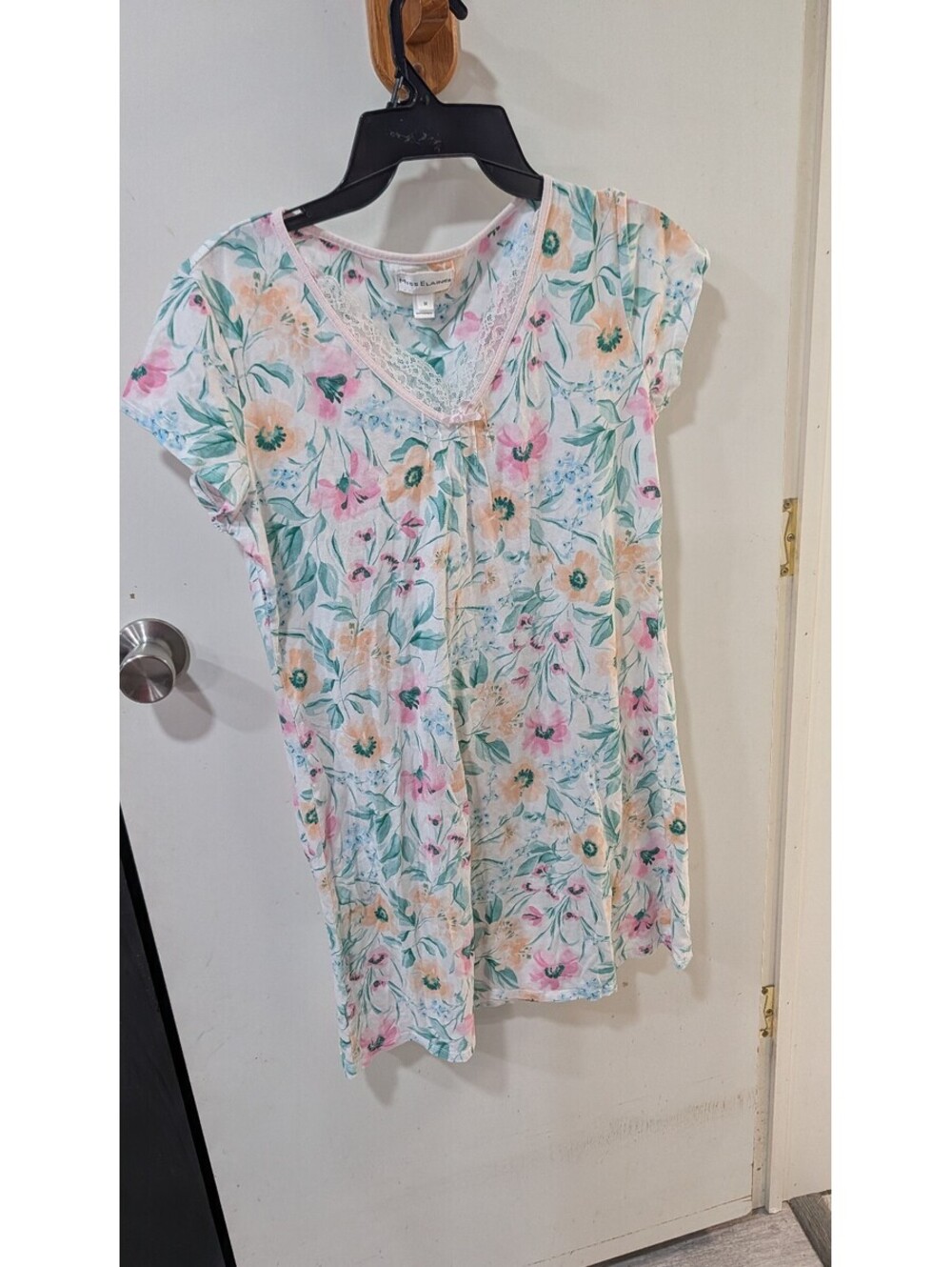 Miss Elaine Floral Lace Trim Nightgown Medium